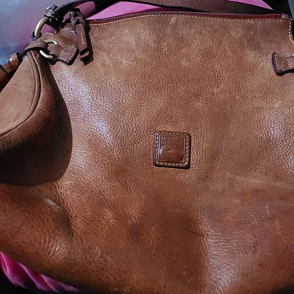 Dooney & Bourke Florentine Leather Tassel Medium Zip Hobo Handbag *callouts* - Picture 6 of 17